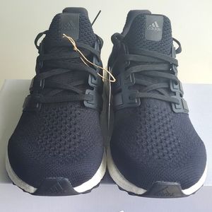 Adidas Ultraboost 5.0 DNA
